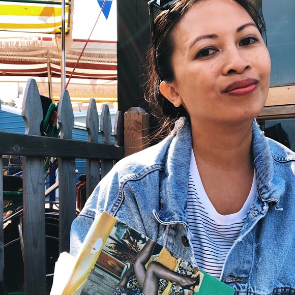 Meet your Posher, Jess! - Picture 3 of 8